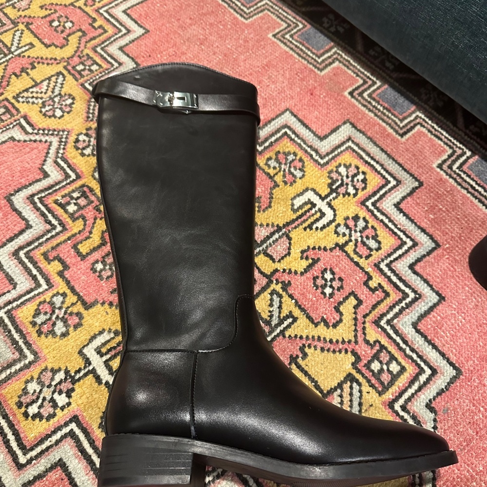Belted Knee High Boot - Picture 5 of 6